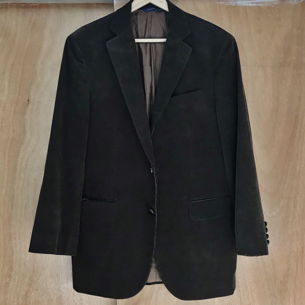 Men’s brown corduroy blazer
